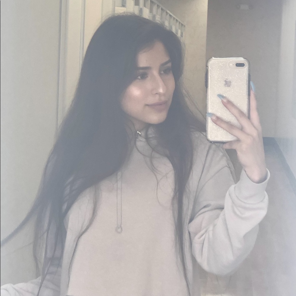 Meet your Posher, Micaela